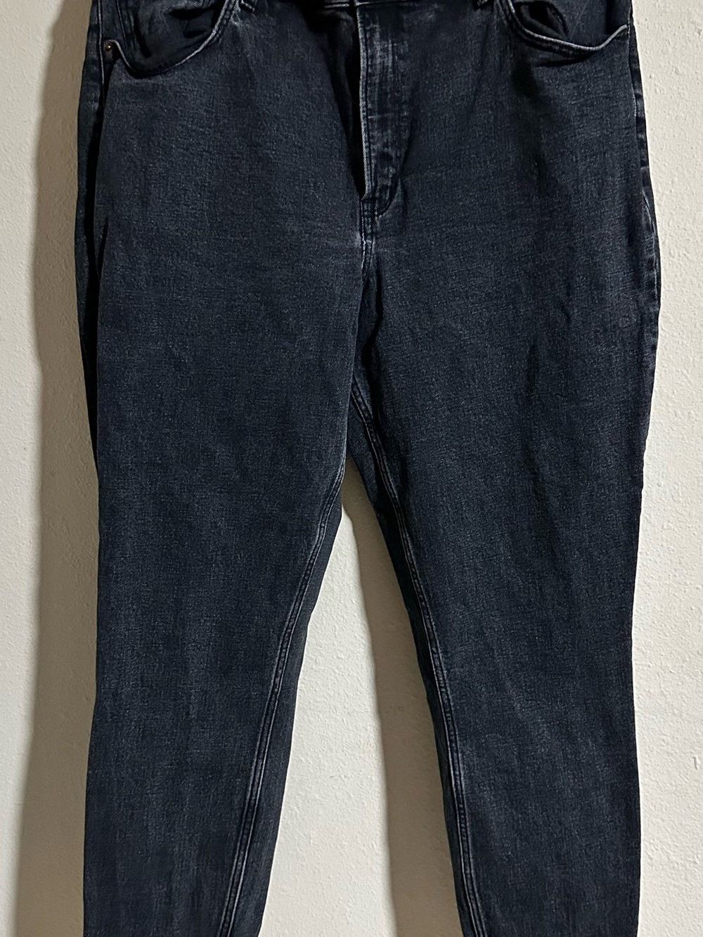 Abercrombie & Fitch ‘The Skinny High Rise Jeans’- Curve Love-Black Wash